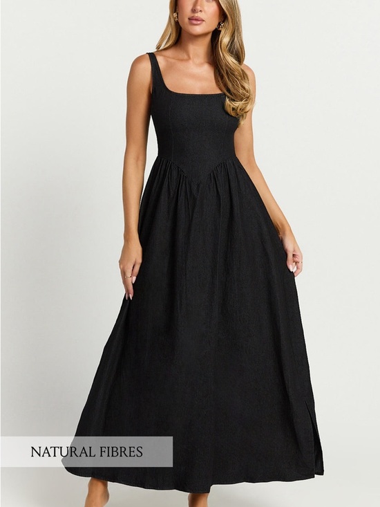 Showpo. Dresses & Skirts - NWOT SHOWPO RHAZIYA MIDI DRESS, BLACK Size 16